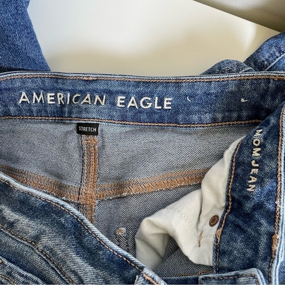 American Eagle Mom Jean size 2 solid blue no rips high rise solid basic denim - Picture 3 of 11